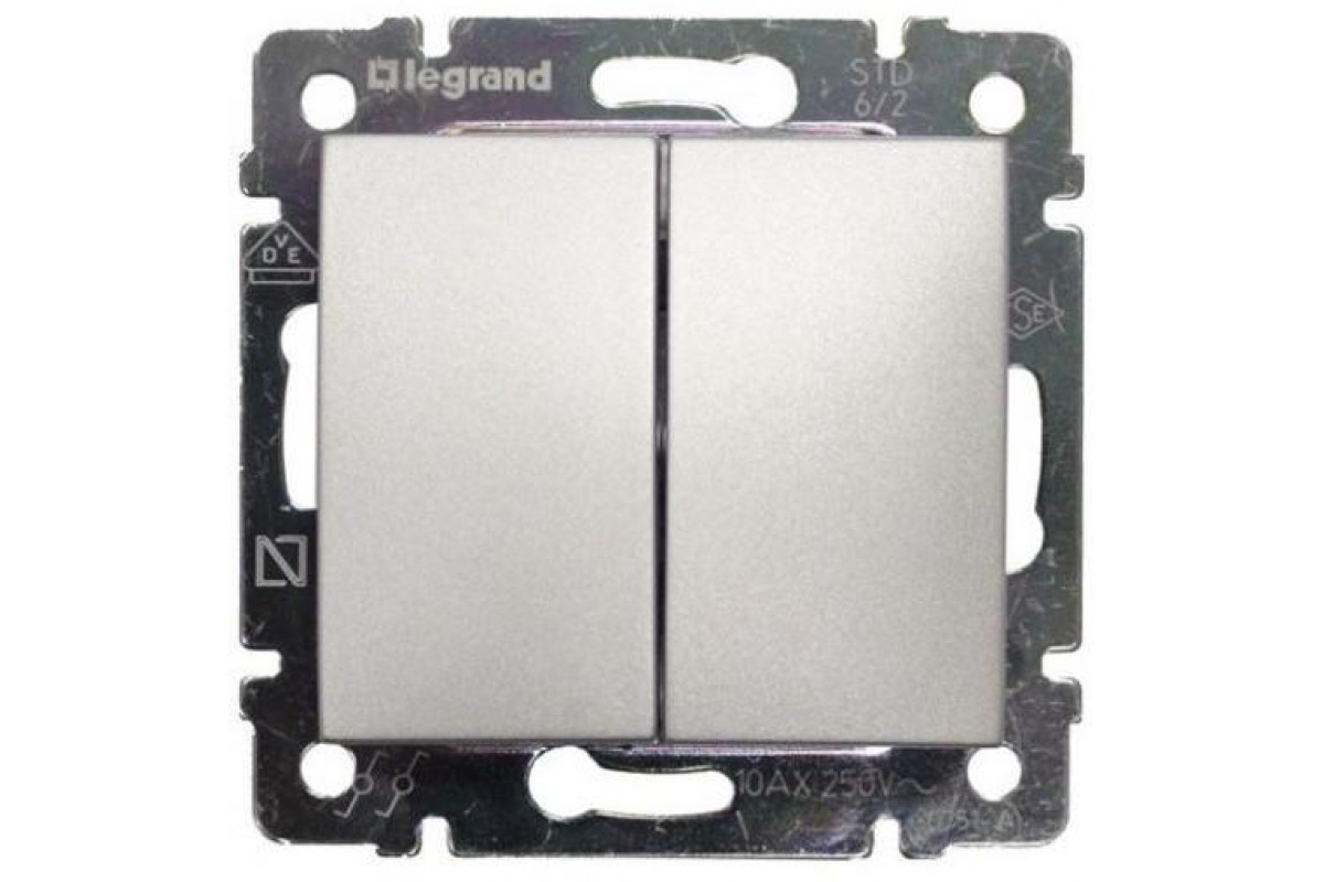 Intrerupator dublu 770105 Valena Legrand